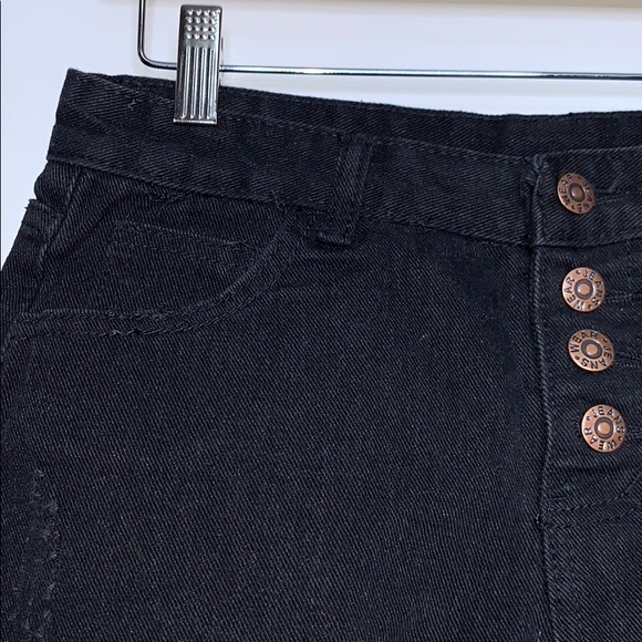 JEANS WEAR Black Ripped Denim Button Fly Shorts - Picture 2 of 7